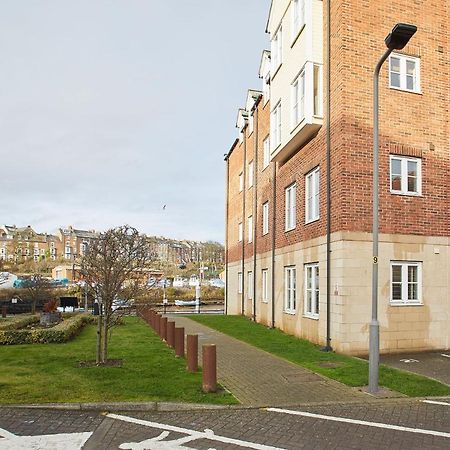 Host & Stay - Whitehall 1 Apartment Whitby Exterior photo